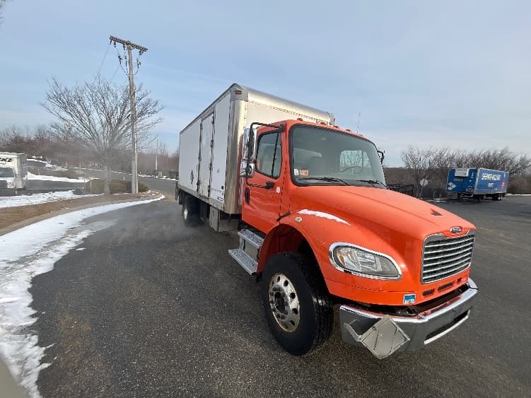 2014 Freightliner M2 106