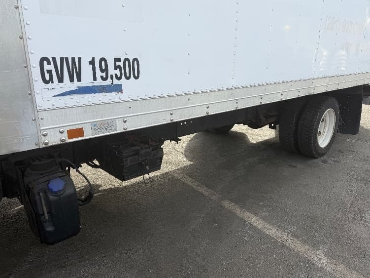 2015 Isuzu NQR in North Bergen, NJ — photo 5