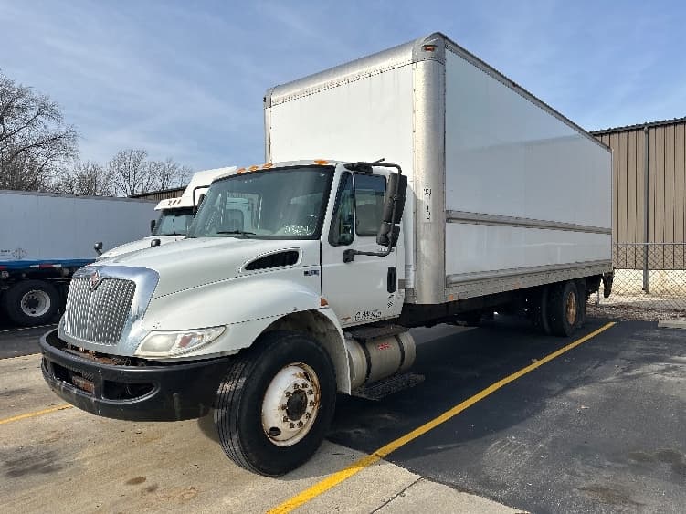 2014 International 4300 in Bloomington, IN — photo 3