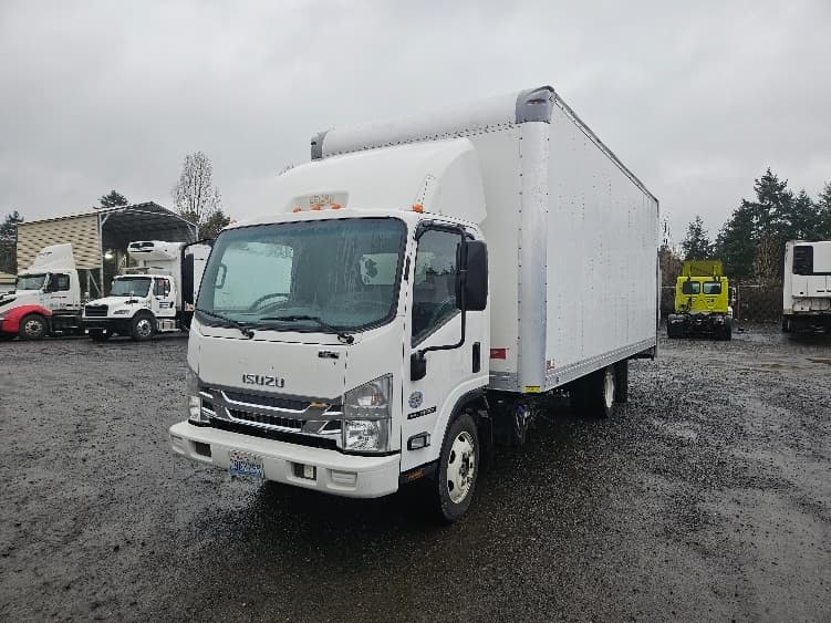 2019 Isuzu NRR in Tumwater, WA — photo 3