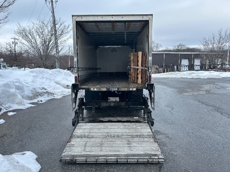 2016 Freightliner M2 106 in Fitchburg, MA — photo 9