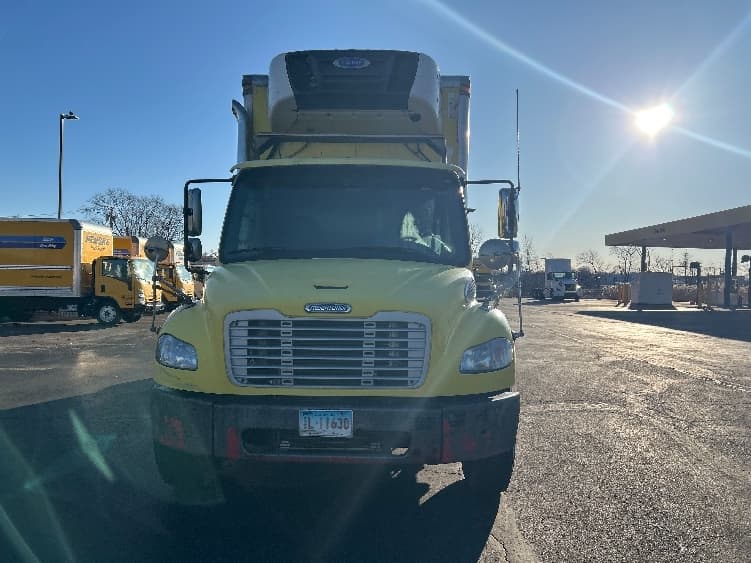 2006 Freightliner M2 106 in Chicopee, MA — photo 2