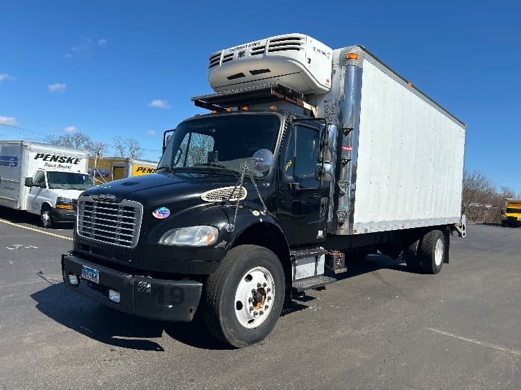 2010 Freightliner M2 106 in Chicopee, MA — photo 3