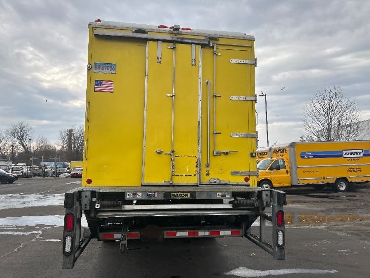2017 International 4300 in Chicopee, MA — photo 7