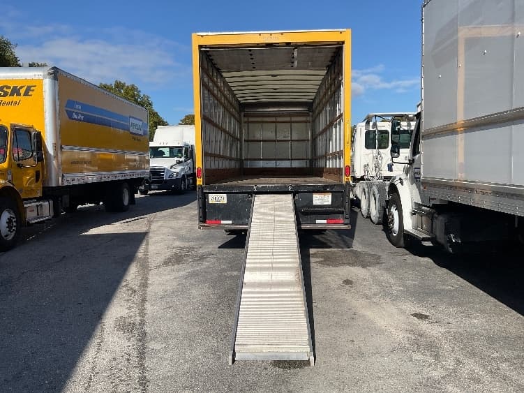 2021 International MV in Medley, FL — photo 9