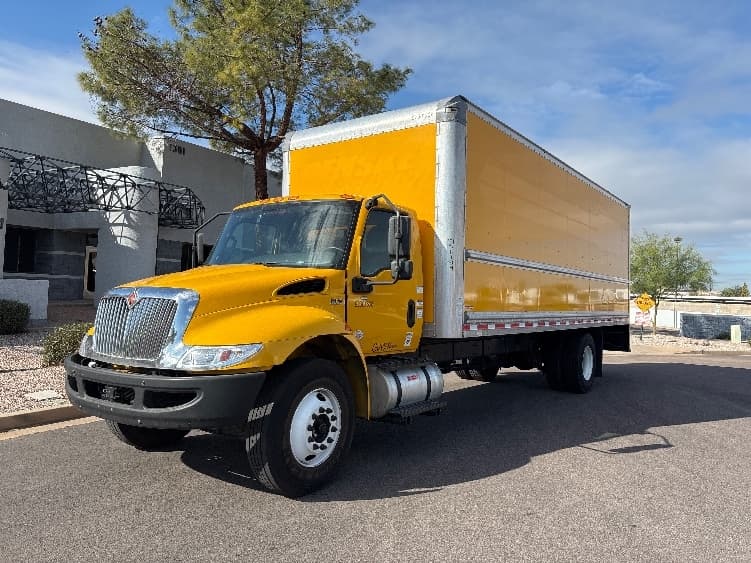 2021 International MV in Phoenix, AZ — photo 3