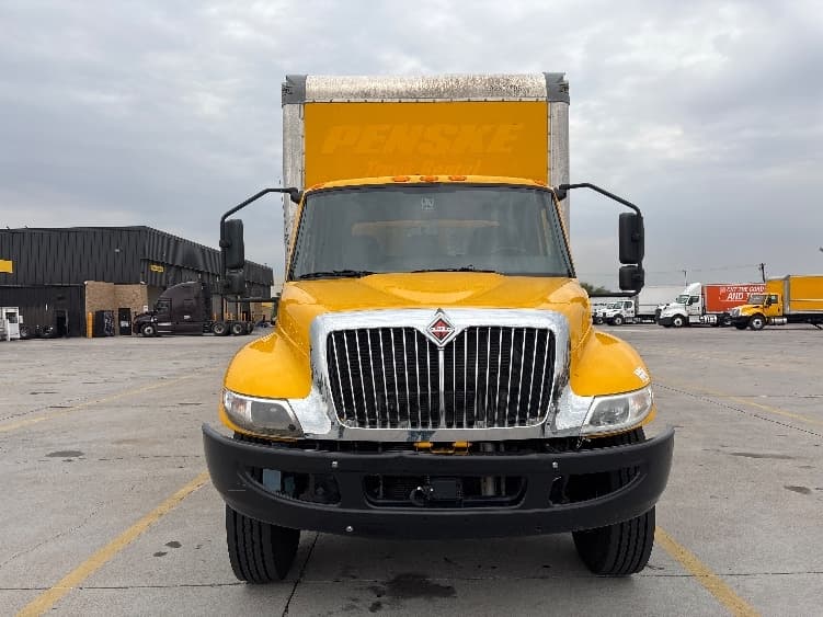 2021 International MV in Phoenix, AZ — photo 2