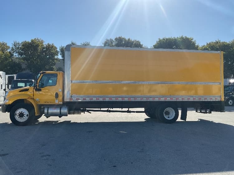 2021 International MV in Medley, FL — photo 4