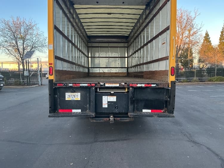 2021 International MV in Sacramento, CA — photo 9