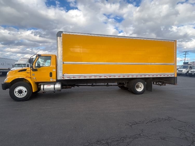 2021 International MV in Chicopee, MA — photo 4
