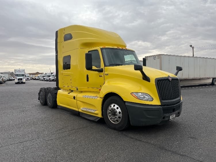 2022 International LT