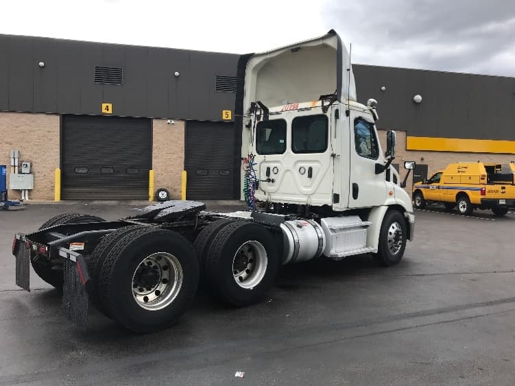 2018 Freightliner Cascadia in Dayton, NJ — photo 7
