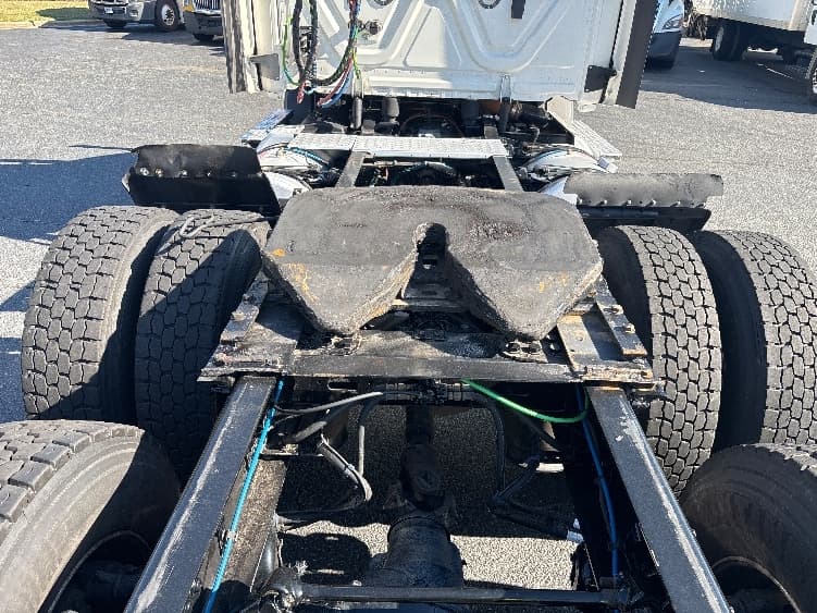 2021 Freightliner Cascadia in Concord, NC — photo 6