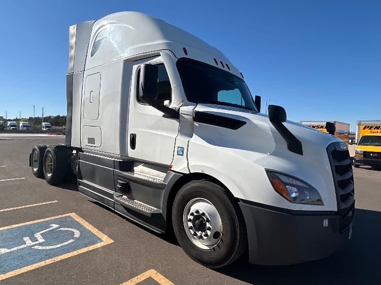 2023 Freightliner
