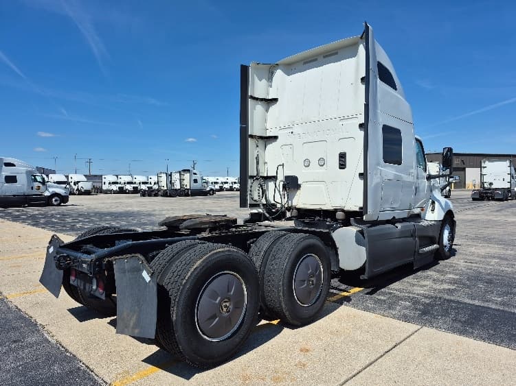 2023 International LT in La Porte, IN — photo 7