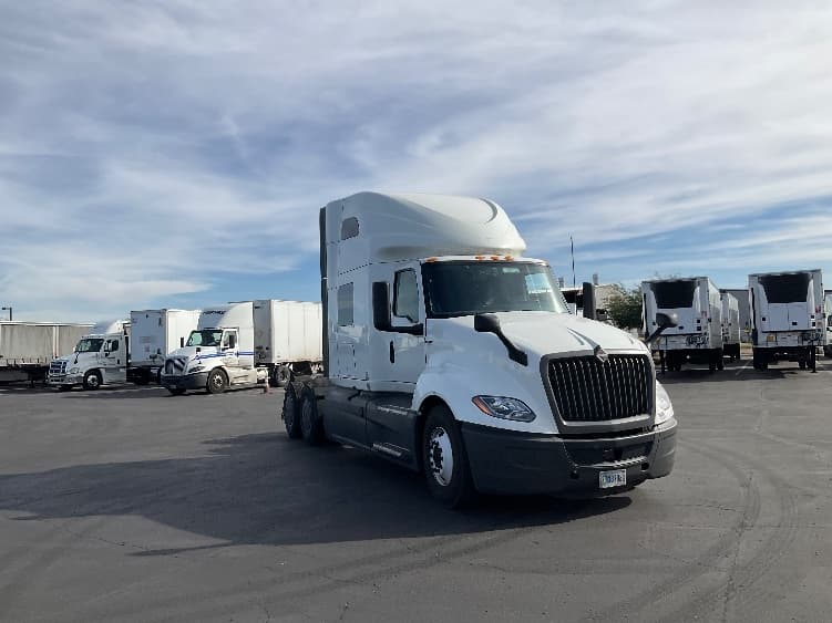 2023 International LT
