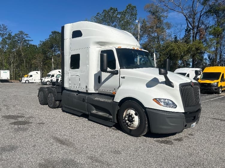 2023 International LT