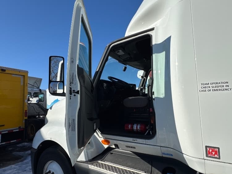 2023 International LT in Denver, CO — photo 9