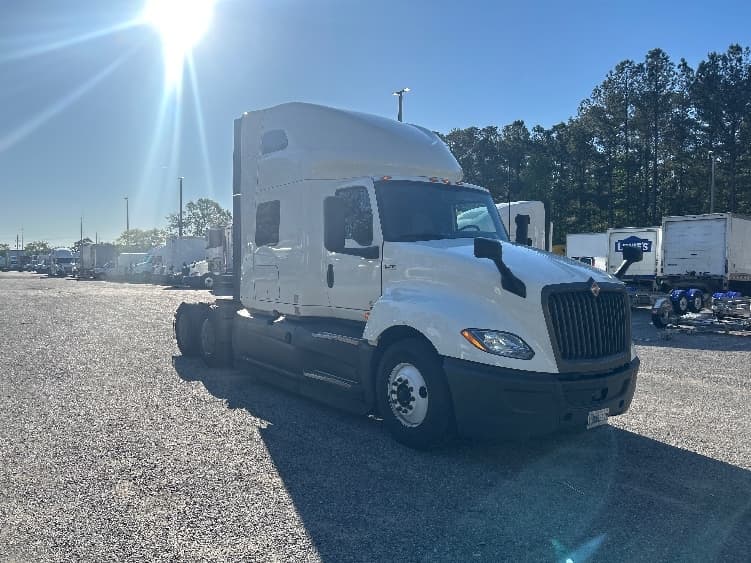 2023 International LT