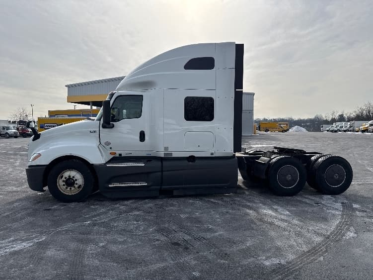 2023 International LT in Harrisburg, PA — photo 4