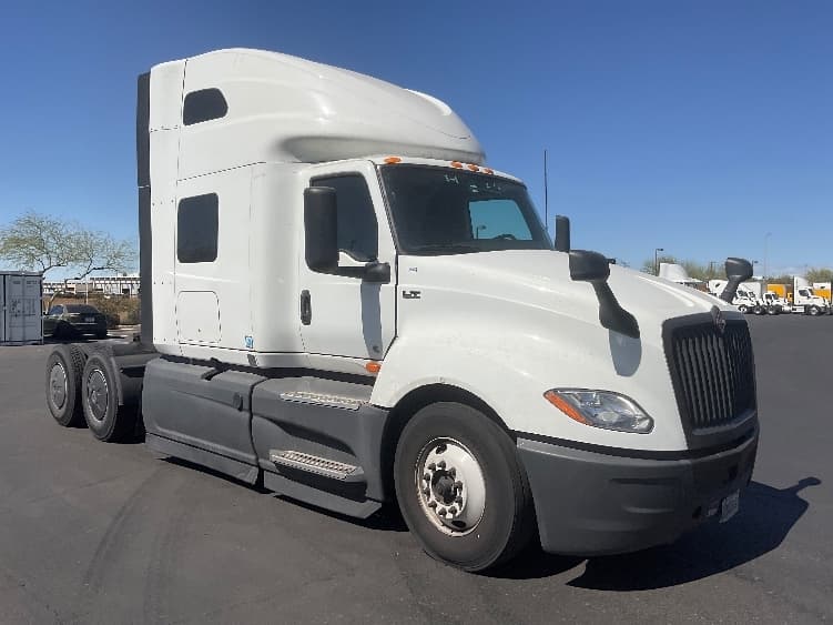 2023 International LT