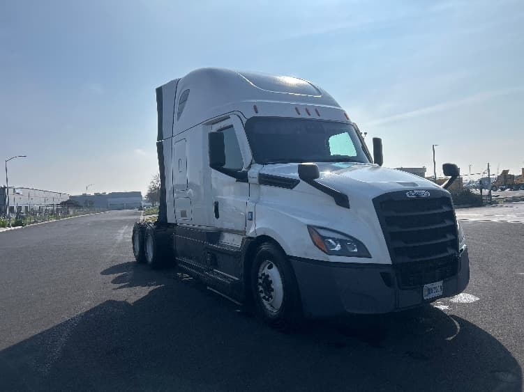 2023 Freightliner