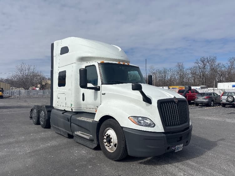 2023 International LT