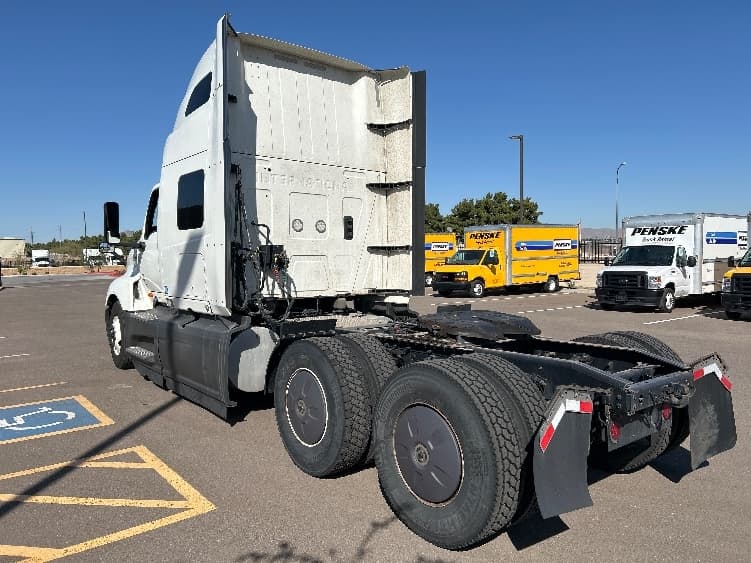 2023 International LT in Phoenix, AZ — photo 5