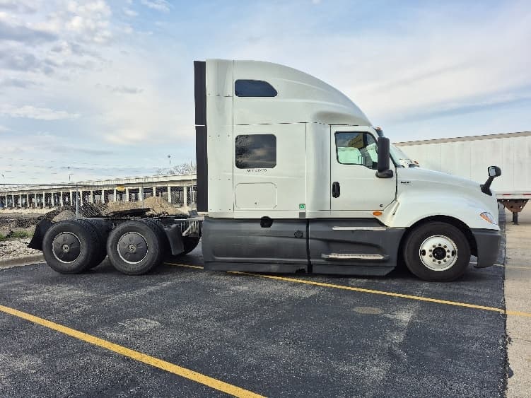 2023 International LT in La Porte, IN — photo 8