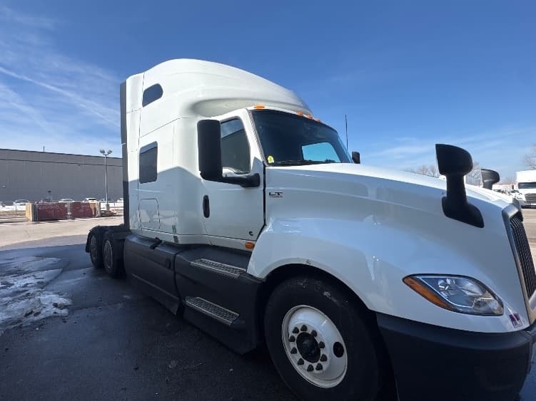 2023 International LT