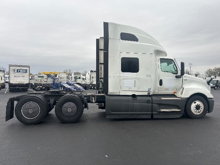 2023 International LT in Pennsauken, NJ — photo 8