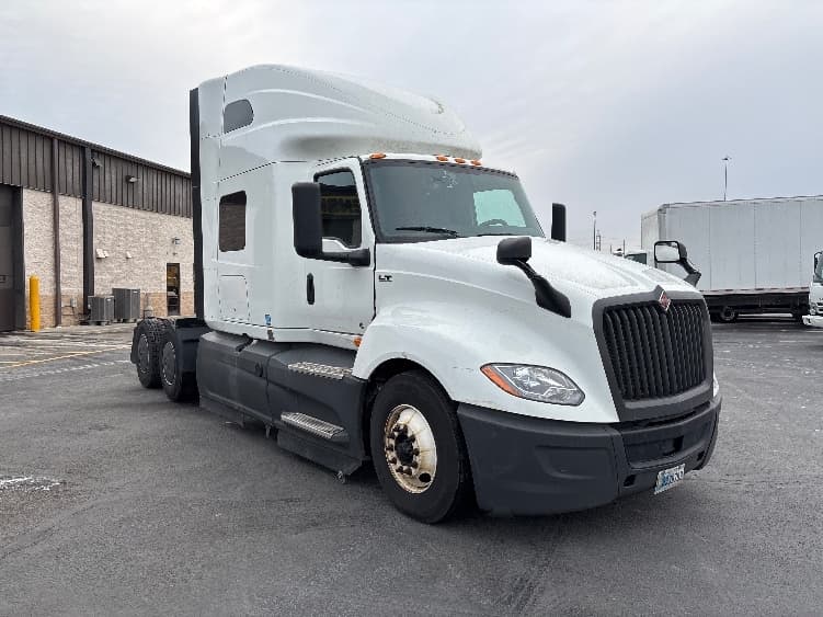 2023 International LT