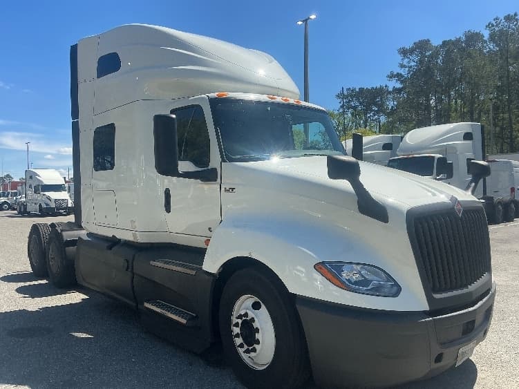 2023 International LT