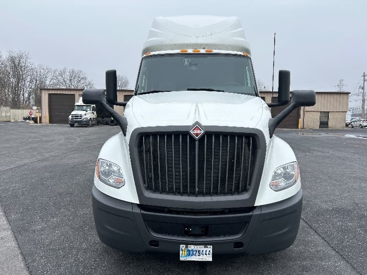 2023 International LT in Harrisburg, PA — photo 2