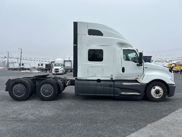 2023 International LT in Harrisburg, PA — photo 8