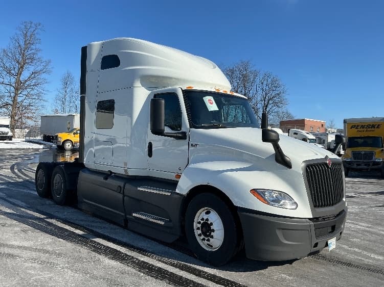 2023 International LT