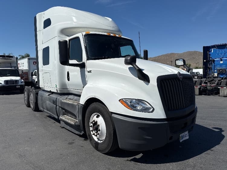 2023 International LT