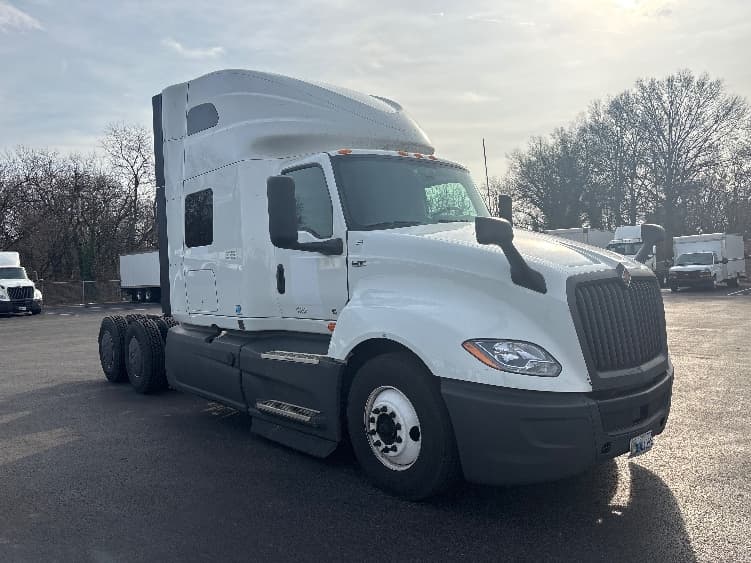 2023 International LT