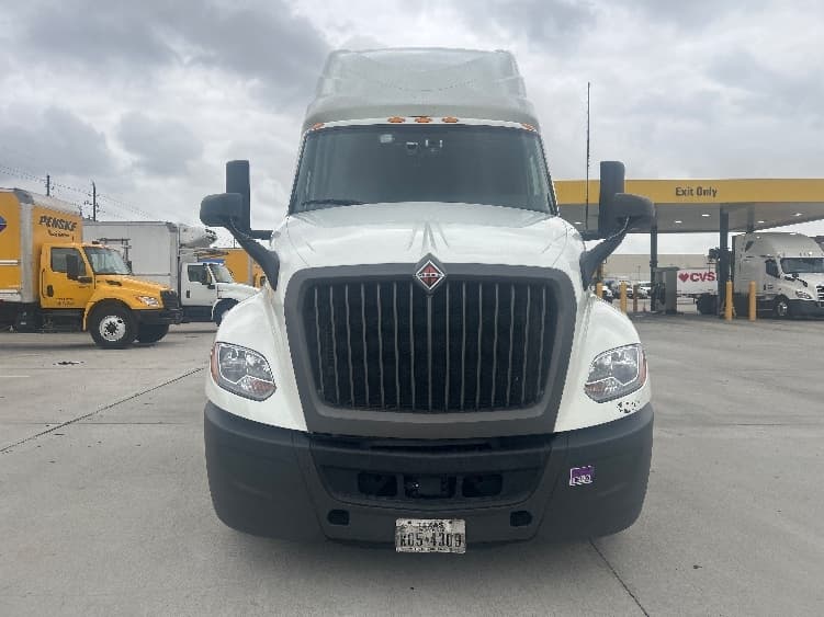 2023 International LT in Houston, TX — photo 2