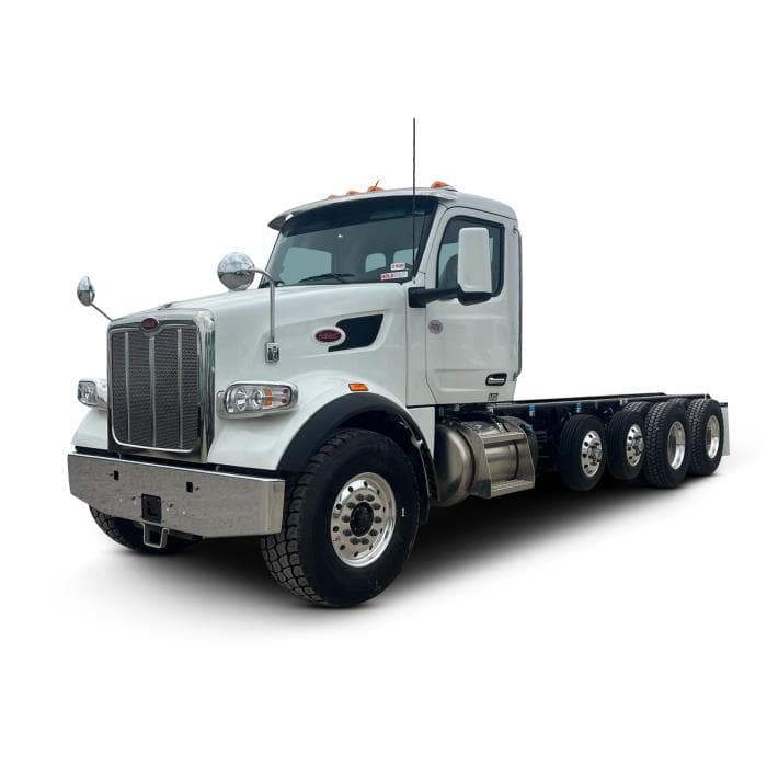 2025 Peterbilt 567