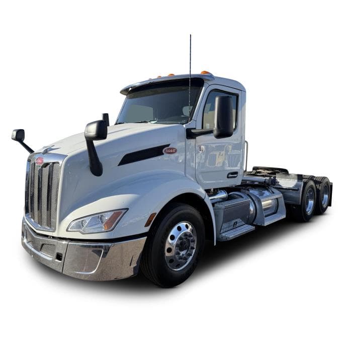 2023 Peterbilt 579