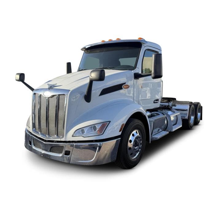 2023 Peterbilt 579