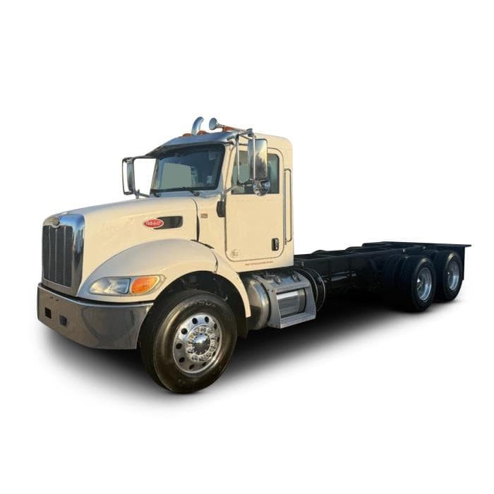 2019 Peterbilt 348