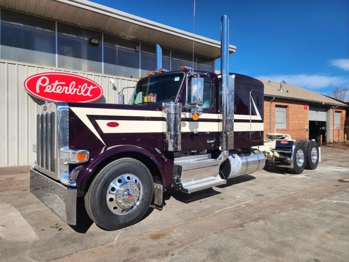 2027 Peterbilt