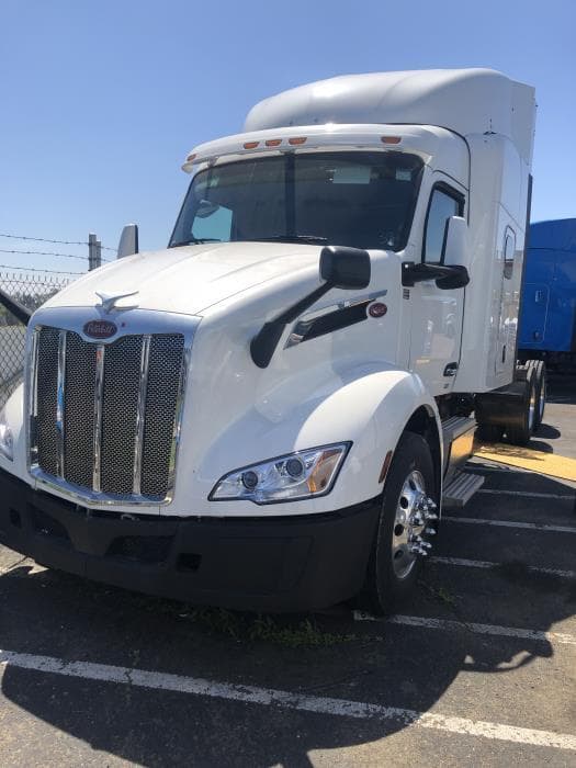 2024 Peterbilt 579