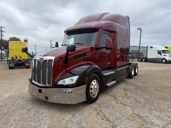 2023 Peterbilt 579