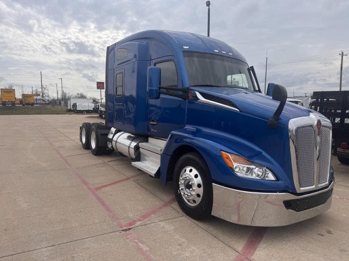 2023 Kenworth T680