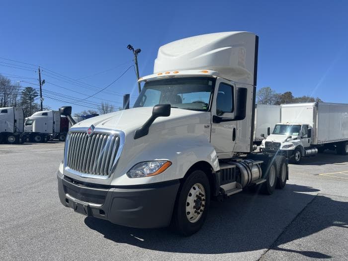 2023 International LT