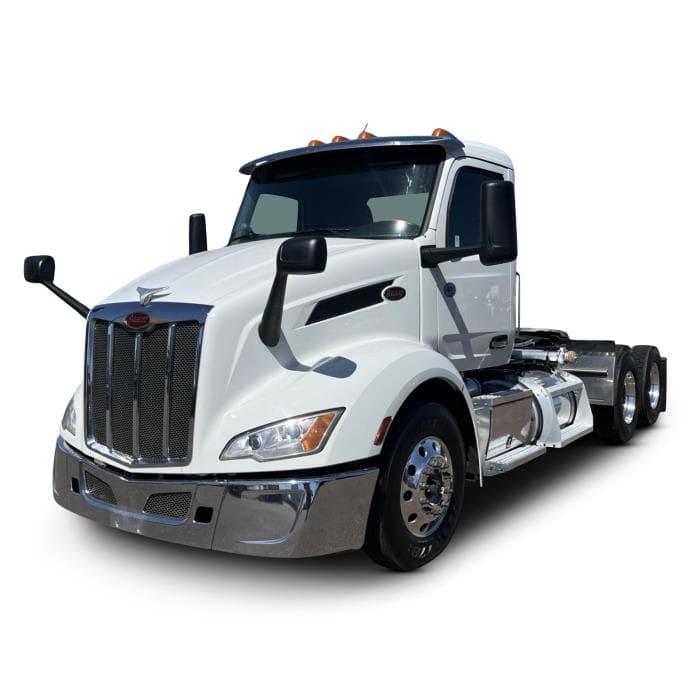 2023 Peterbilt 579