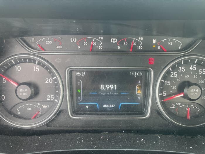 2020 International LT in Columbus, OH, OH — photo 4